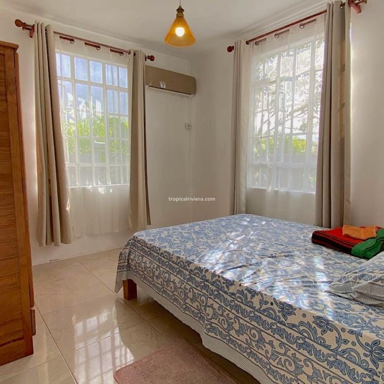 Rental – 2 Bedroom Fully Furnished Apartment – Belvedere, Flacq