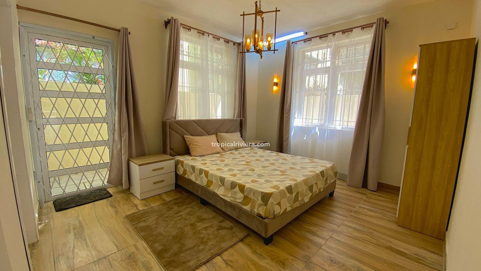 WhatsApp Image 2025-08-16 at 14.34.40 Rental – Two Bedroom + extra room, attached house 80 m2 – Curepipe