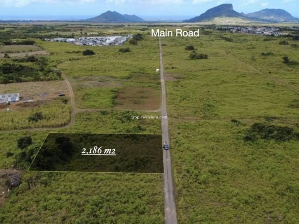 À Vendre – Terre Agricole 2 186 m2 – Melrose, Moka