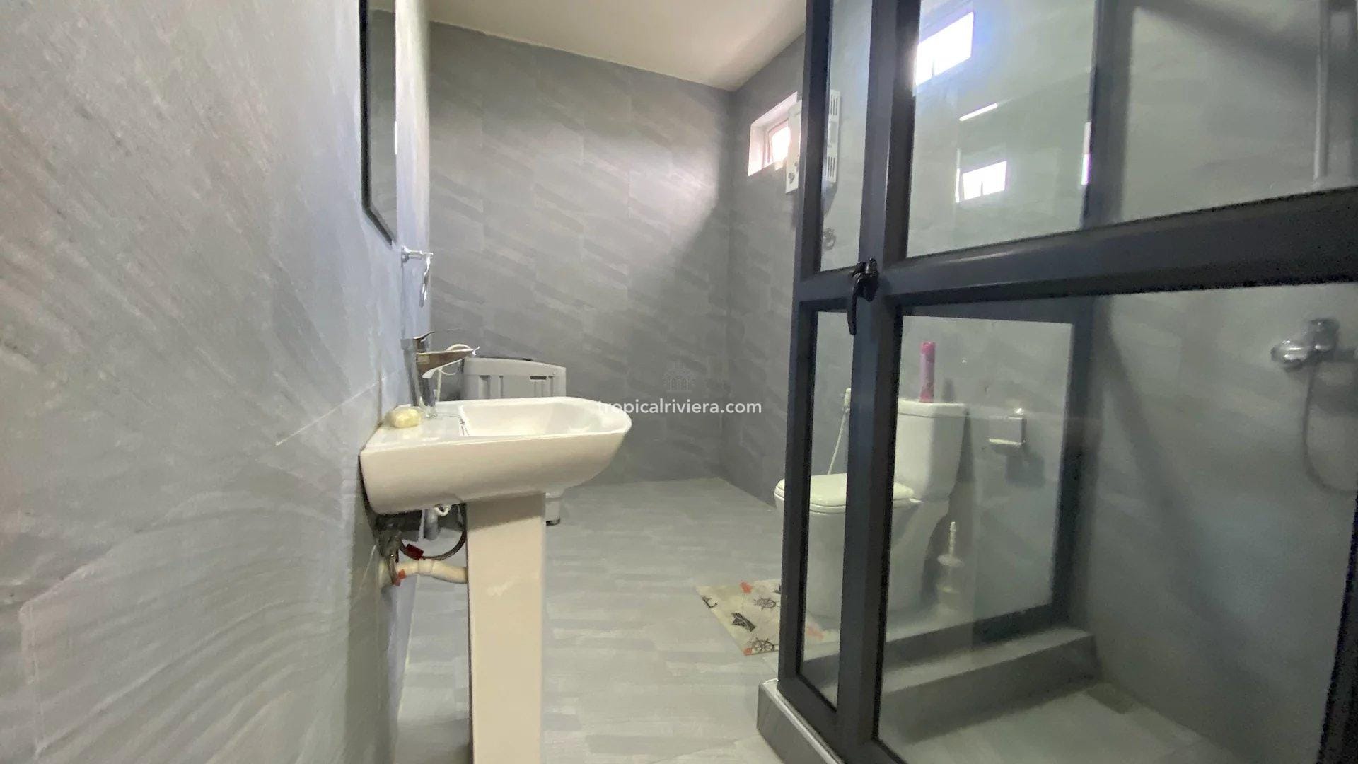 Spacious 3-Bedroom Fully Furnished Apartment for Rent in Plaines des Papayes – 150 m²