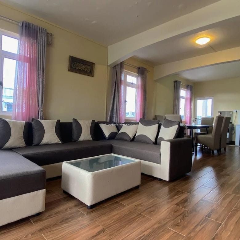 Spacious 3-Bedroom Fully Furnished Apartment for Rent in Plaines des Papayes – 150 m²