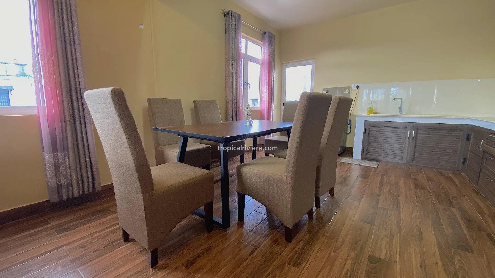 Spacious 3-Bedroom Fully Furnished Apartment for Rent in Plaines des Papayes – 150 m²