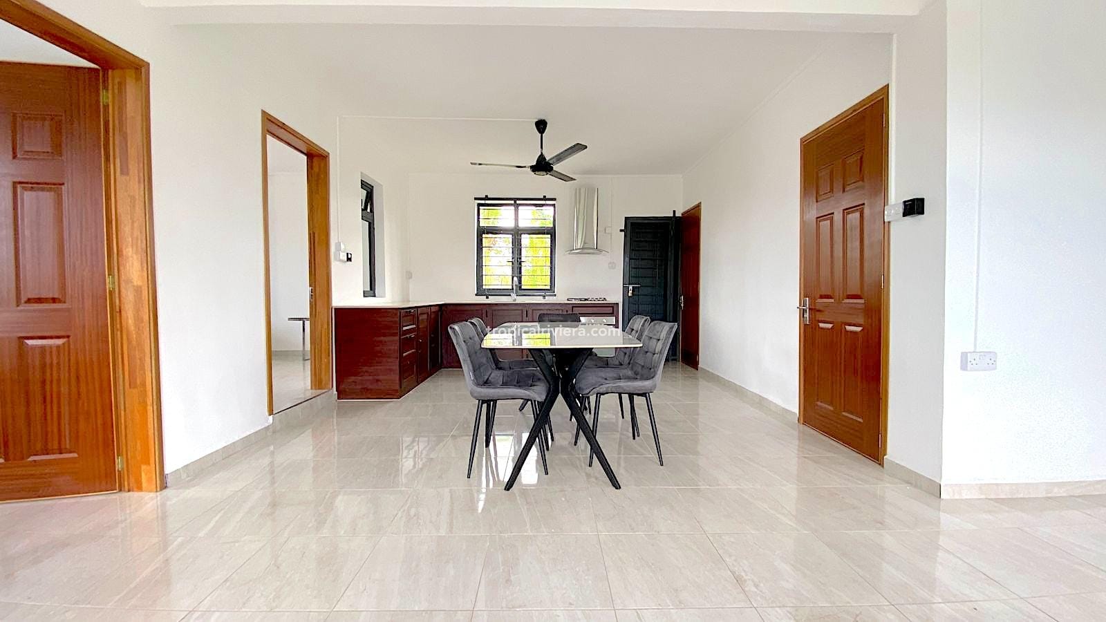 Rental – 4 Bedroom ( 2 ensuite ) Fully Furnished House/Villa – Centre de Flacq