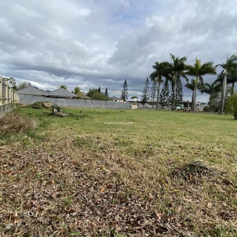 For Sale – Residential Land 1,310 m² in a Private Gated Residence – The Mount, Pamplemousses