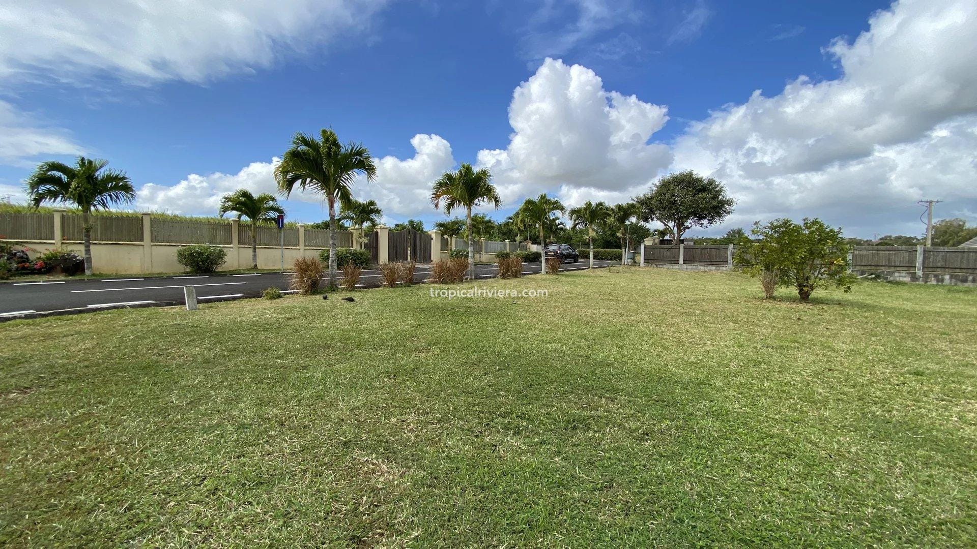 For Sale – Residential Land 1,310 m² in a Private Gated Residence – The Mount, Pamplemousses