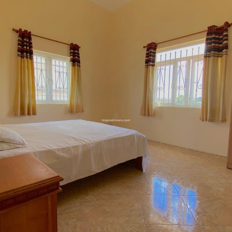 For Sale – 6 Bedroom unfurnished villa ( 3 Ensuite ) 320 m² – Mont Choisy