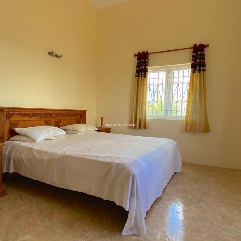 For Sale – 6 Bedroom unfurnished villa ( 3 Ensuite ) 320 m² – Mont Choisy