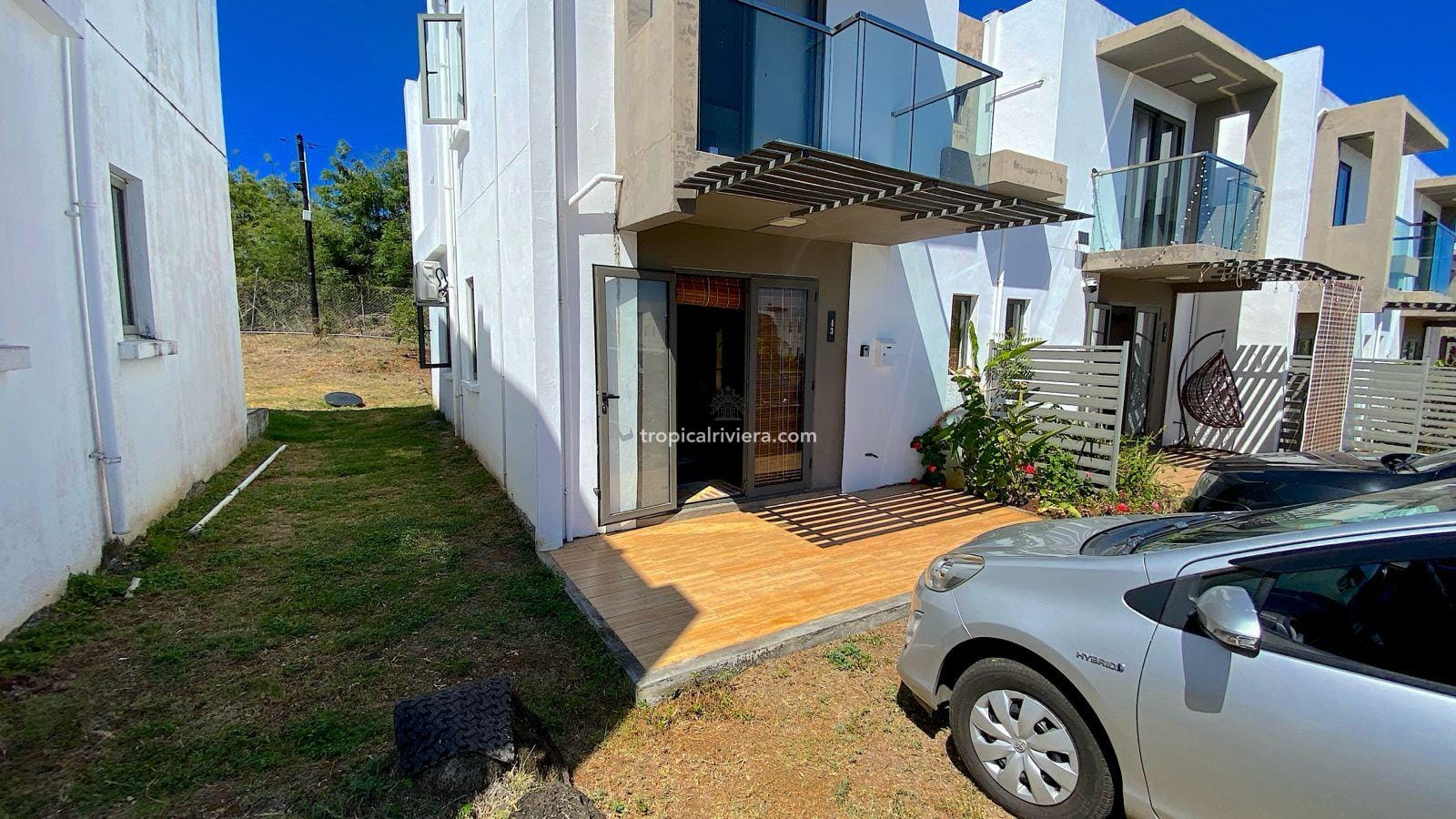 Rental – Two Bedroom Fully Furnished Duplex in a Gated Residence – Melville, Grand Gaube