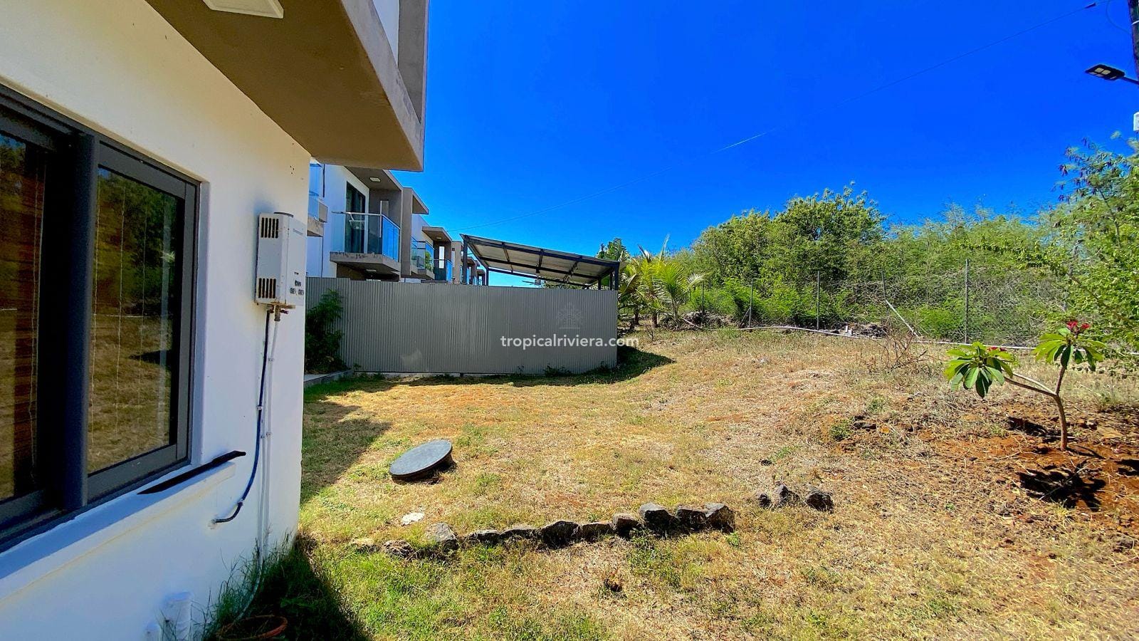 Rental – Two Bedroom Fully Furnished Duplex in a Gated Residence – Melville, Grand Gaube