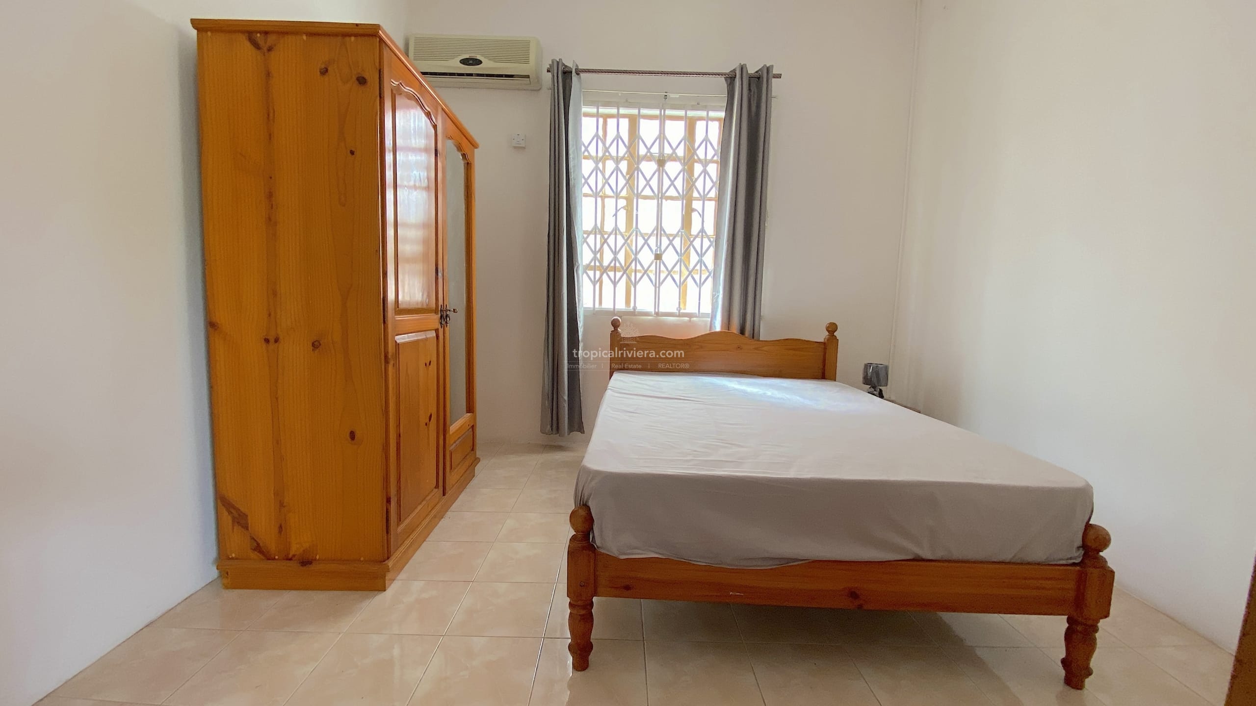 Rental – Three Bedroom Fully Furnished House / Villa – Pereybere