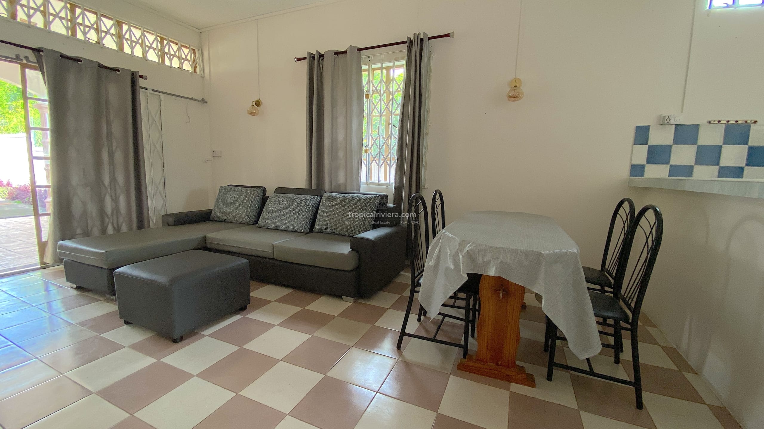 Rental – Three Bedroom Fully Furnished House / Villa – Pereybere