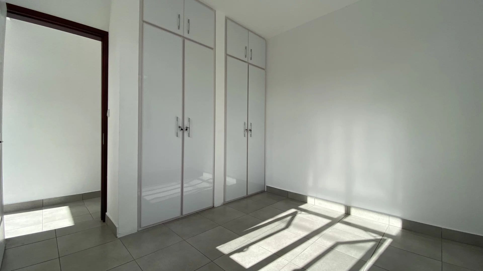 Rental – 6 Bedroom Dormitory/Hostel 250 m2 – Boulet Rouge, Central Flacq