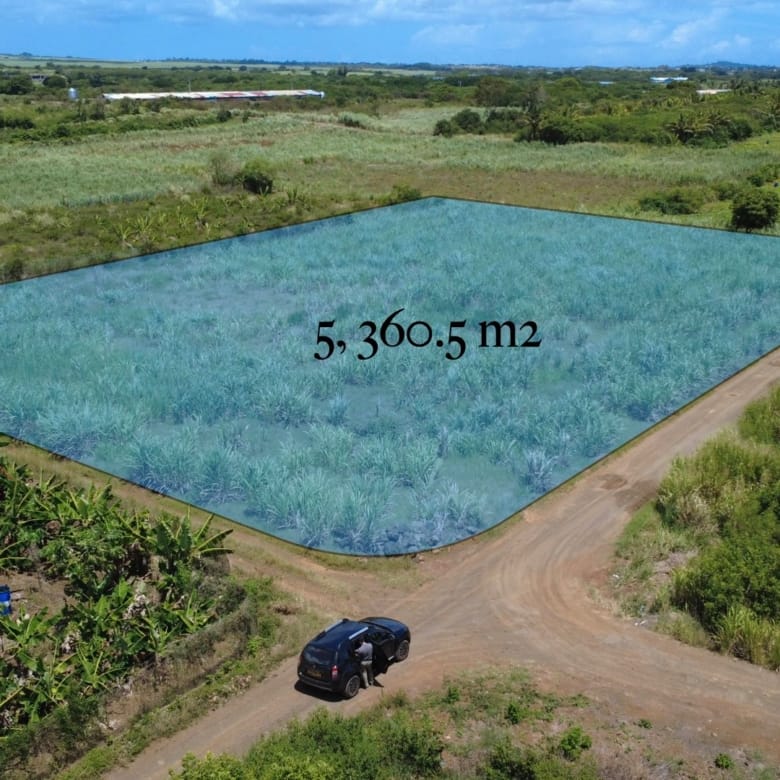 For Sale – Agricultural land 5,360.5 m2 – Riviere du Rempart