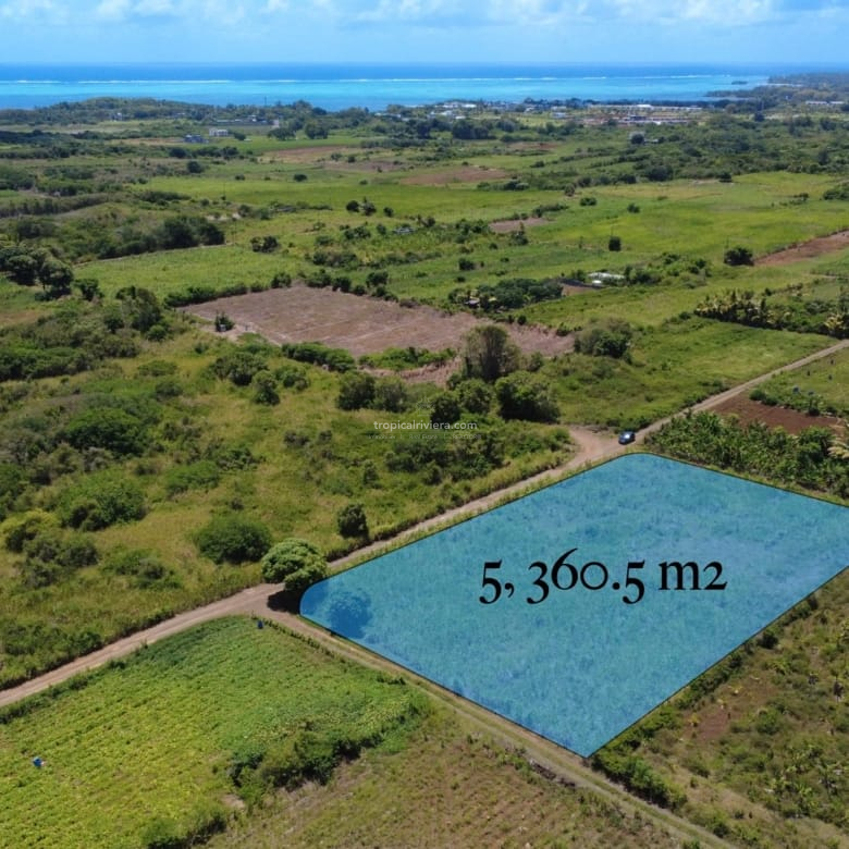 For Sale – Agricultural land 5,360.5 m2 – Riviere du Rempart