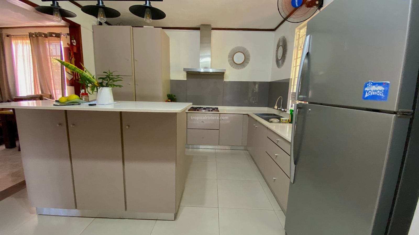 3 Bedroom House for Sale Roche Bois Port Louis – Furnished, Near Riche Terre Mall