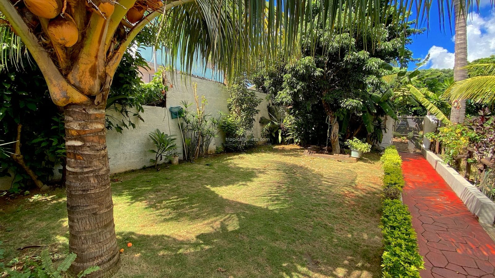 3 Bedroom House for Sale Roche Bois Port Louis – Furnished, Near Riche Terre Mall