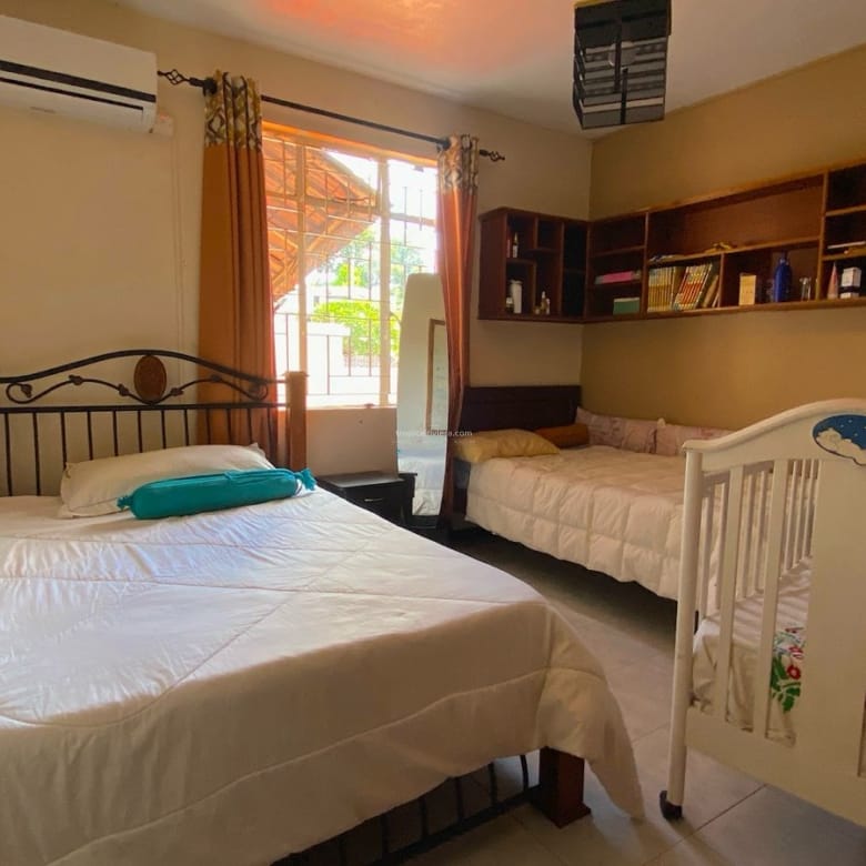 3 Bedroom House for Sale Roche Bois Port Louis – Furnished, Near Riche Terre Mall
