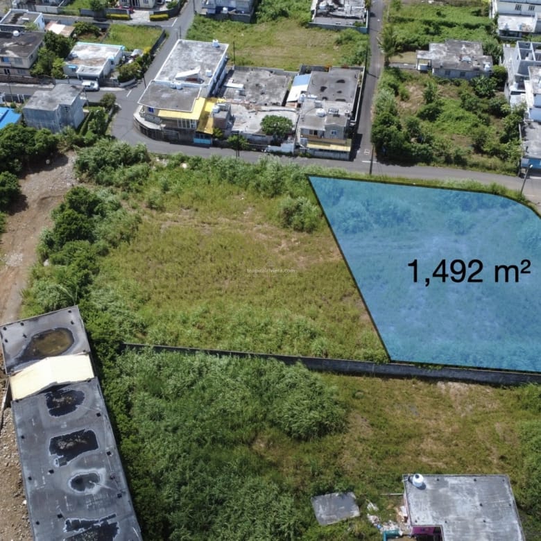 Residential Land for Sale in Vacoas – 1,492 m² Plot on Abattoir Road