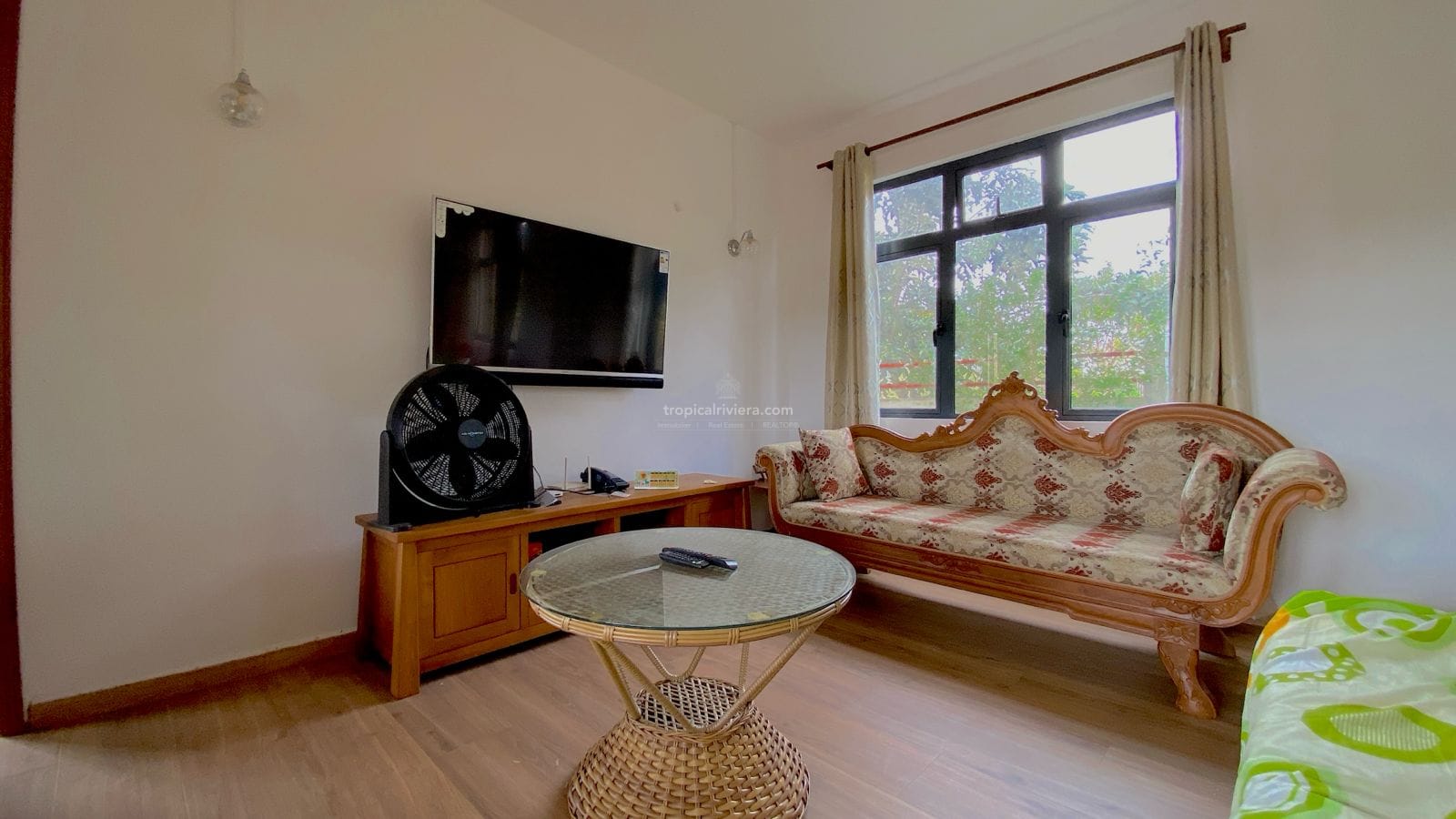 4-Bedroom Furnished Villa with Large Private Pool for Rent – Pointe aux Piments | Secure Gated Residence