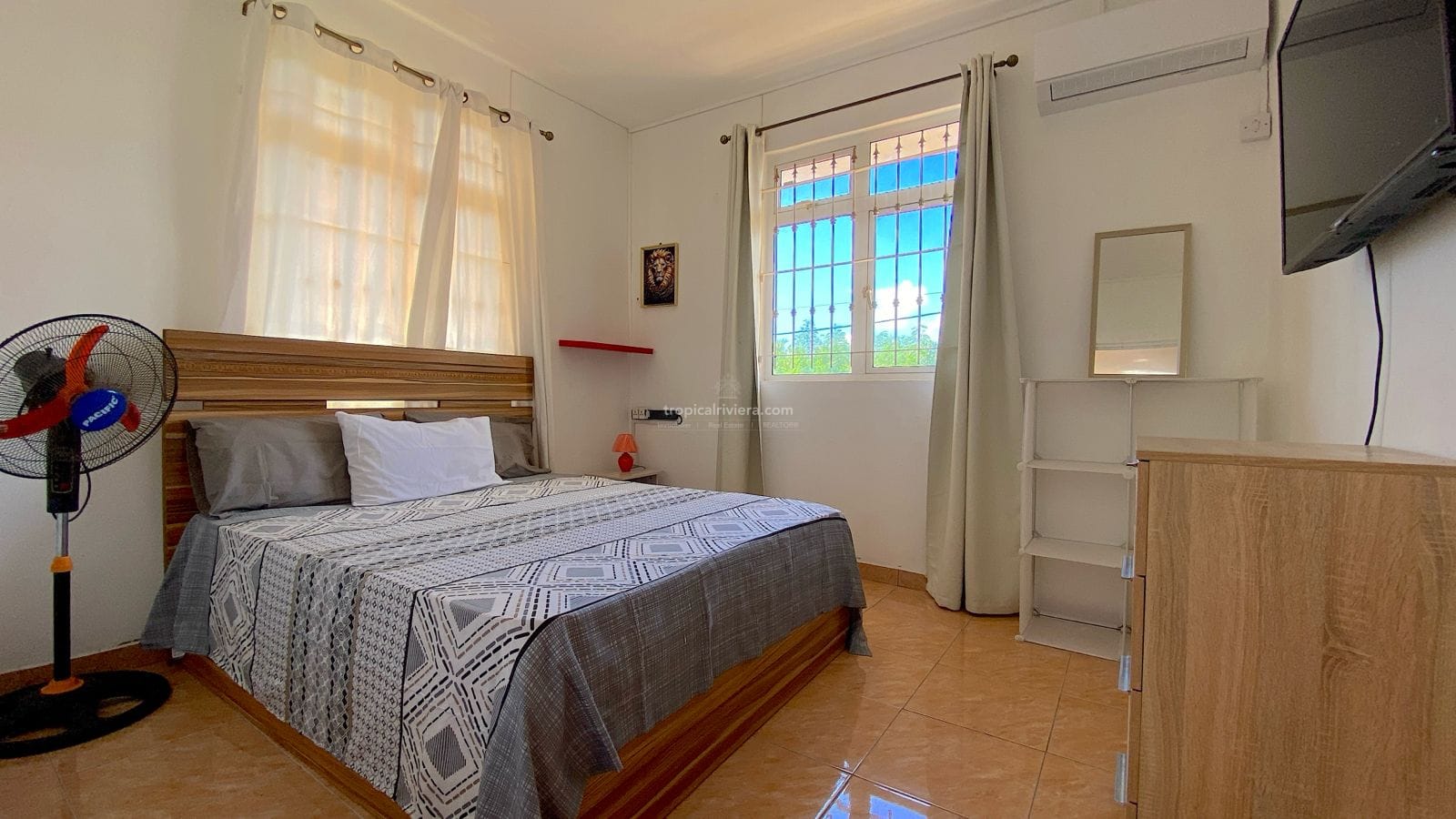 Rental – 3 Bedroom Furnished and Air Conditioned Apartment – Pereybere Mauritius