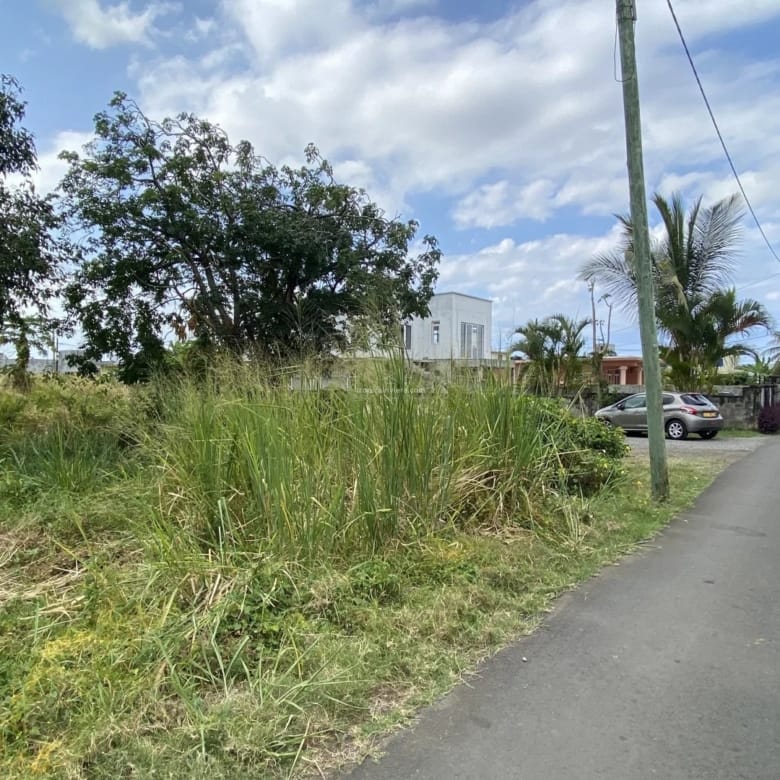 Residential Land for Sale in Bel Air, Rivière Sèche, Flacq – 422 m² (10 Perches)
