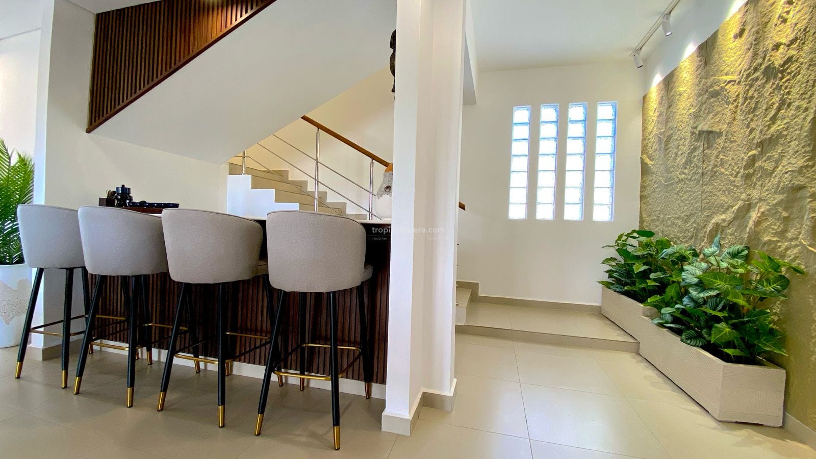 Rental – Fully Funished Villa with Private Pool in a Gated Community- Belle Mare