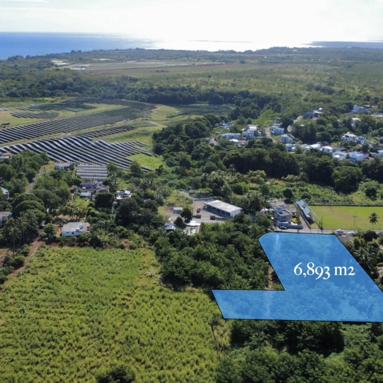 Terrain commercial à vendre à Arsenal, à Maurice – 6 893 m² sur la route principale