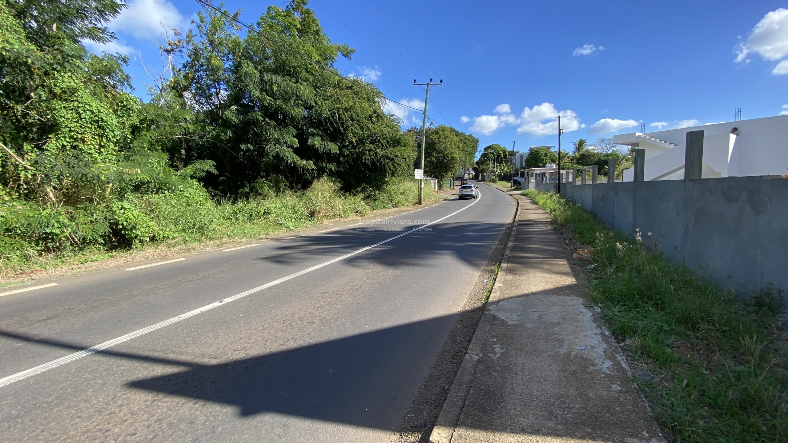 Terrain commercial à vendre à Arsenal, à Maurice – 6 893 m² sur la route principale