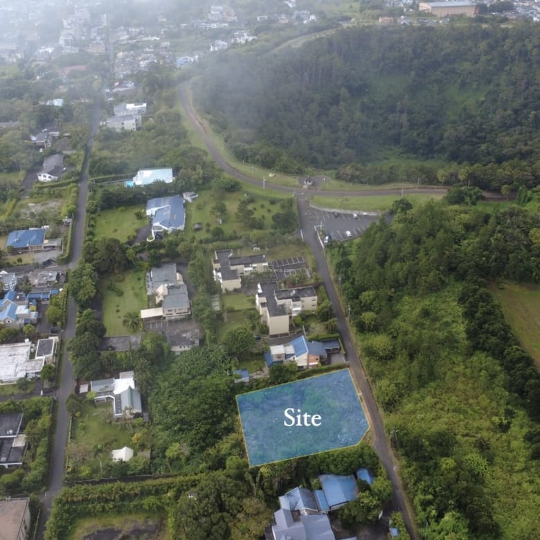 Residential Land for Sale – 1,900 m² (500 Toises) with Mountain & Ocean Views | Floreal, Curepipe