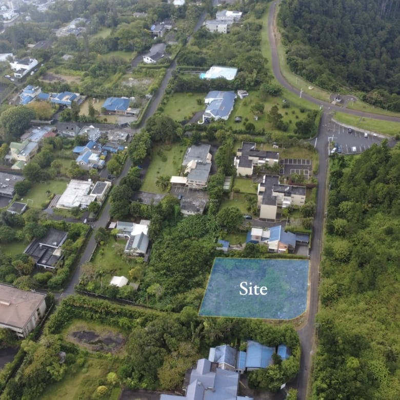 Residential Land for Sale – 1,900 m² (500 Toises) with Mountain & Ocean Views | Floreal, Curepipe