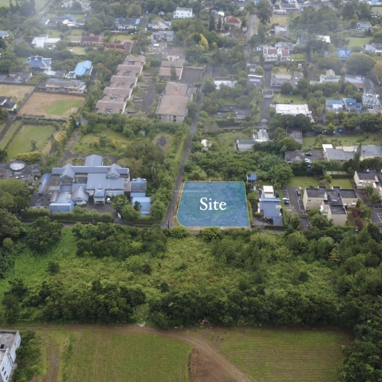 Residential Land for Sale – 1,900 m² (500 Toises) with Mountain & Ocean Views | Floreal, Curepipe