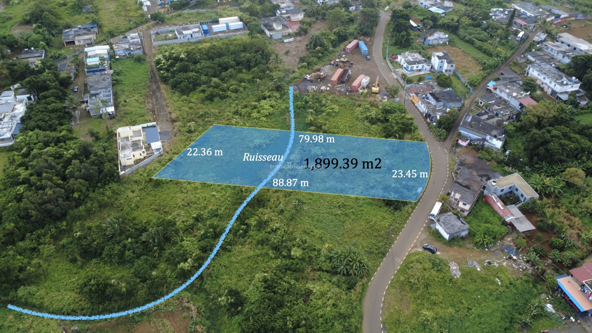 Land for Sale – 1,899.39 m² – La Laura Malenga, St Pierre