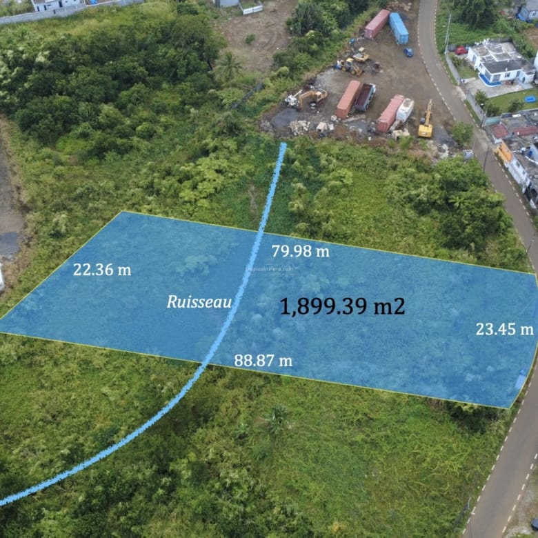 Land for Sale – 1,899.39 m² – La Laura Malenga, St Pierre