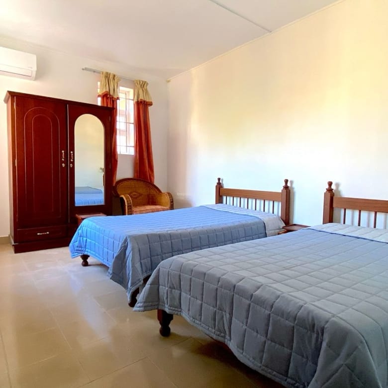 À vendre – Villa meublée de 6 chambres, 480 m² – Flic-en-Flac, Île Maurice
