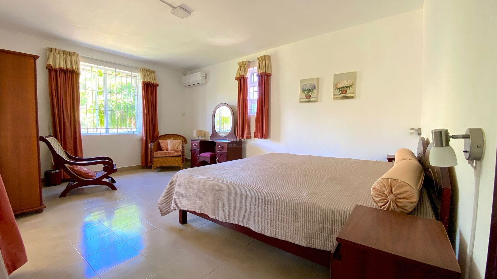 À vendre – Villa meublée de 6 chambres, 480 m² – Flic-en-Flac, Île Maurice
