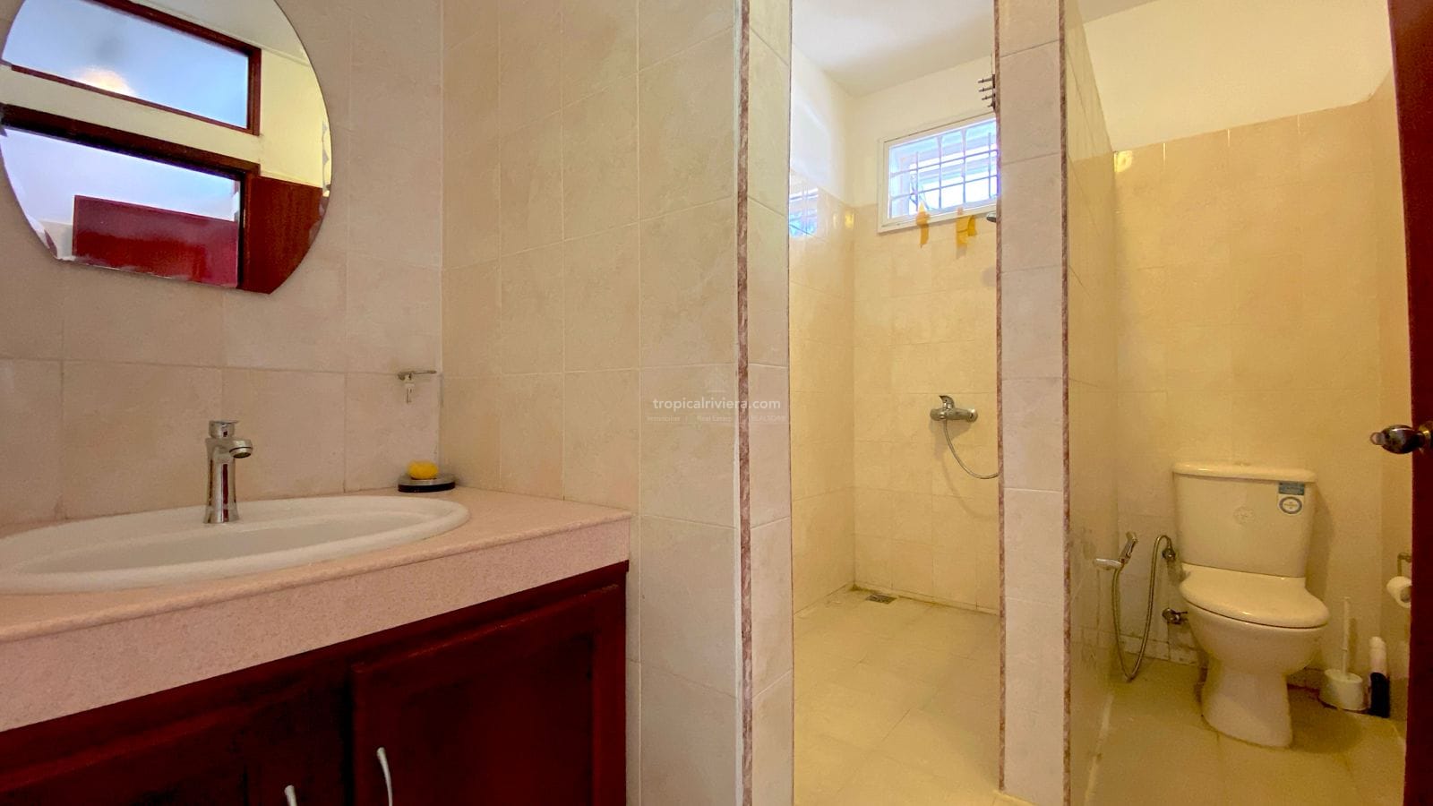À vendre – Villa meublée de 6 chambres, 480 m² – Flic-en-Flac, Île Maurice