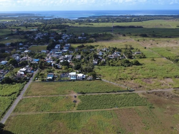For Sale – Residential Land 633.59 m² in Hermitage, Flacq