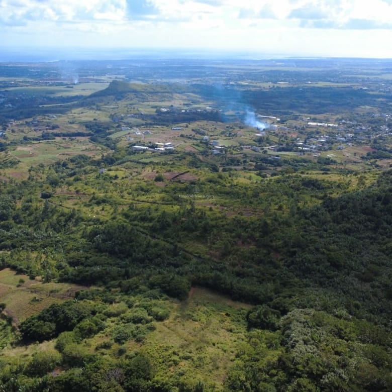 Agricultural Land for Sale in Les Mariannes | 3,075.86 m² with Panoramic Views & Stream