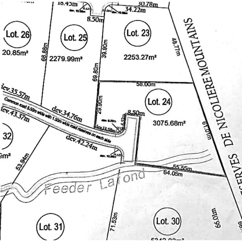 Agricultural Land for Sale in Les Mariannes | 3,075.86 m² with Panoramic Views & Stream