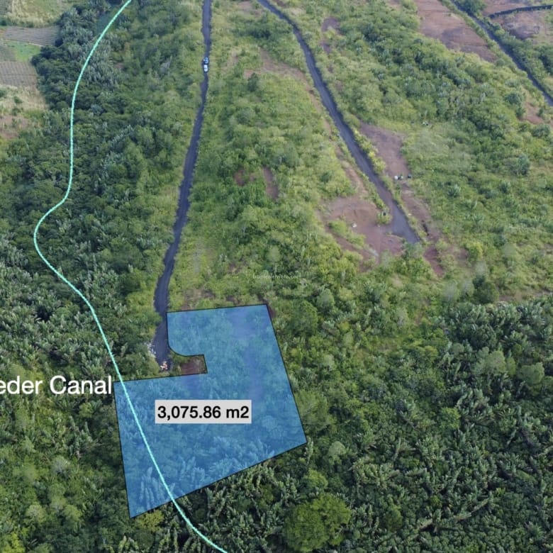 Agricultural Land for Sale in Les Mariannes | 3,075.86 m² with Panoramic Views & Stream