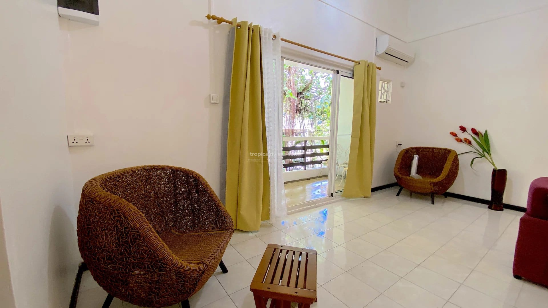 Rental – 2 Bedroom Fully Furnished Apartment with Pool in a Gated Community – Poste Lafayette, Flacq