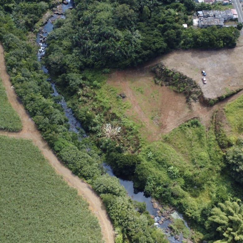 Riverside Residential / Commercial Land 6,109 m² (145 Perches) – Rivière du Poste