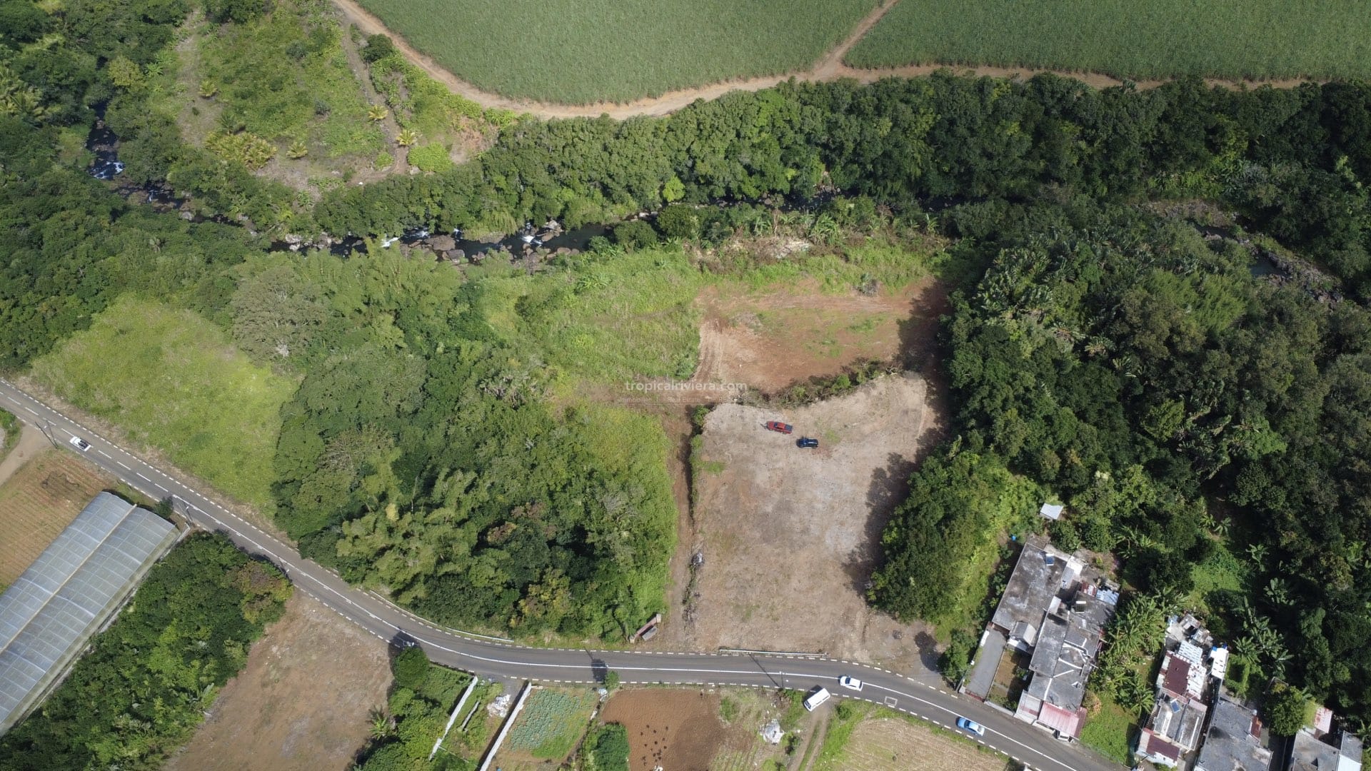 Riverside Residential / Commercial Land 6,109 m² (145 Perches) – Rivière du Poste