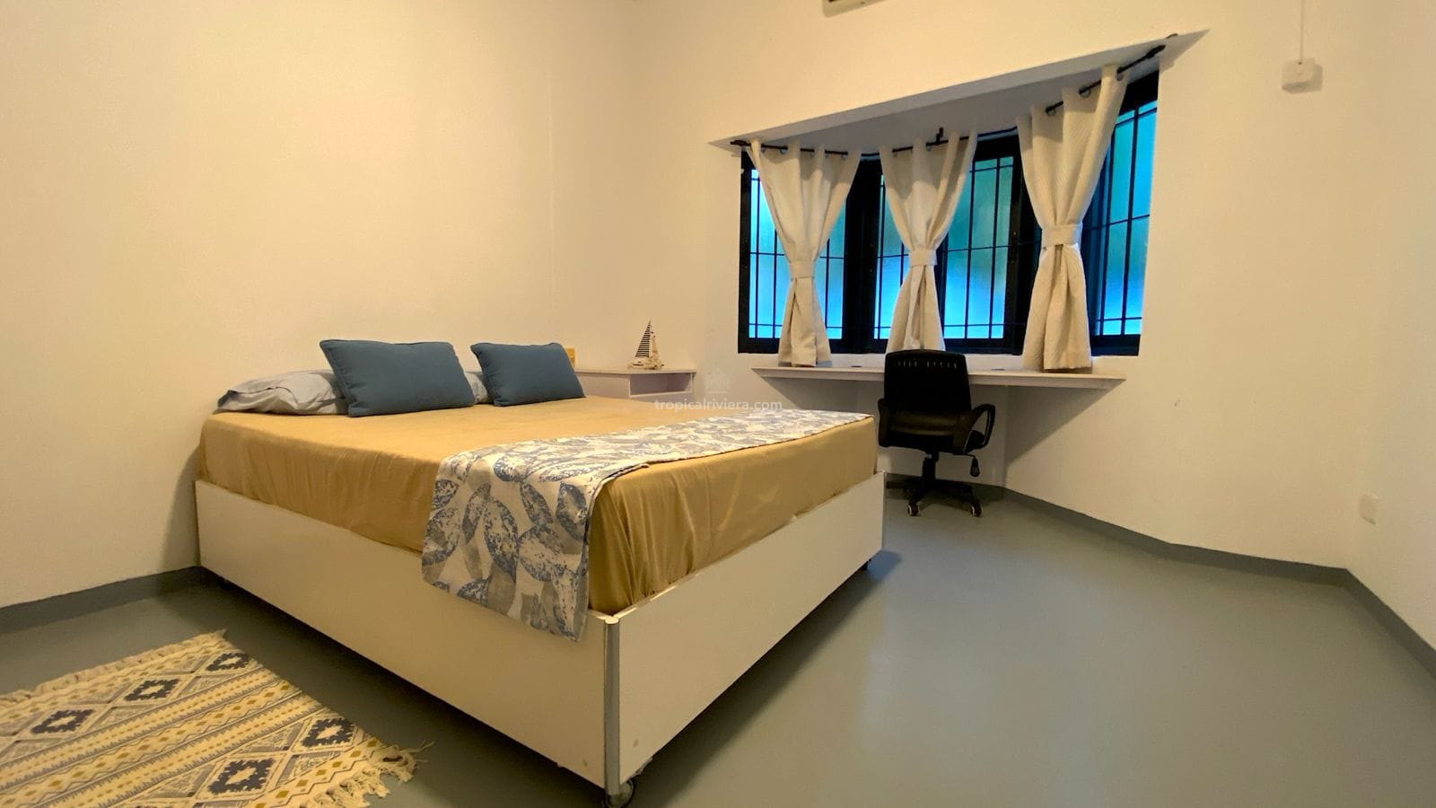Rental – 3 Bedroom Furnished Villa with Private Pool – Albion, Black River
