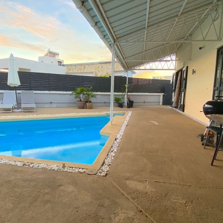 Rental – 3 Bedroom Furnished Villa with Private Pool – Albion, Black River