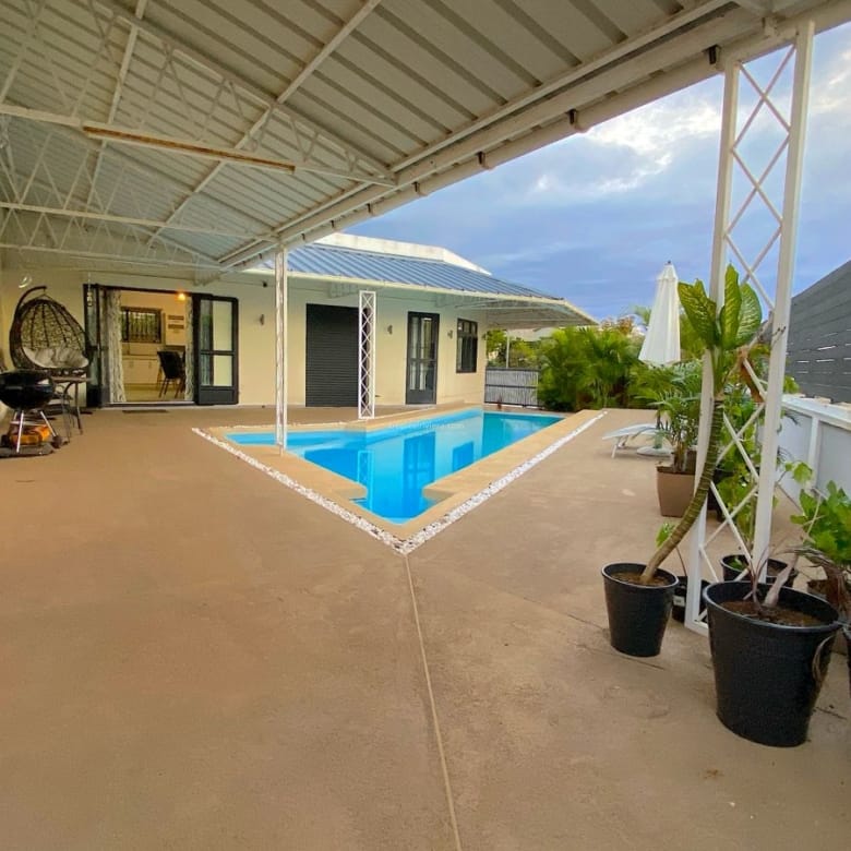 Rental – 3 Bedroom Furnished Villa with Private Pool – Albion, Black River