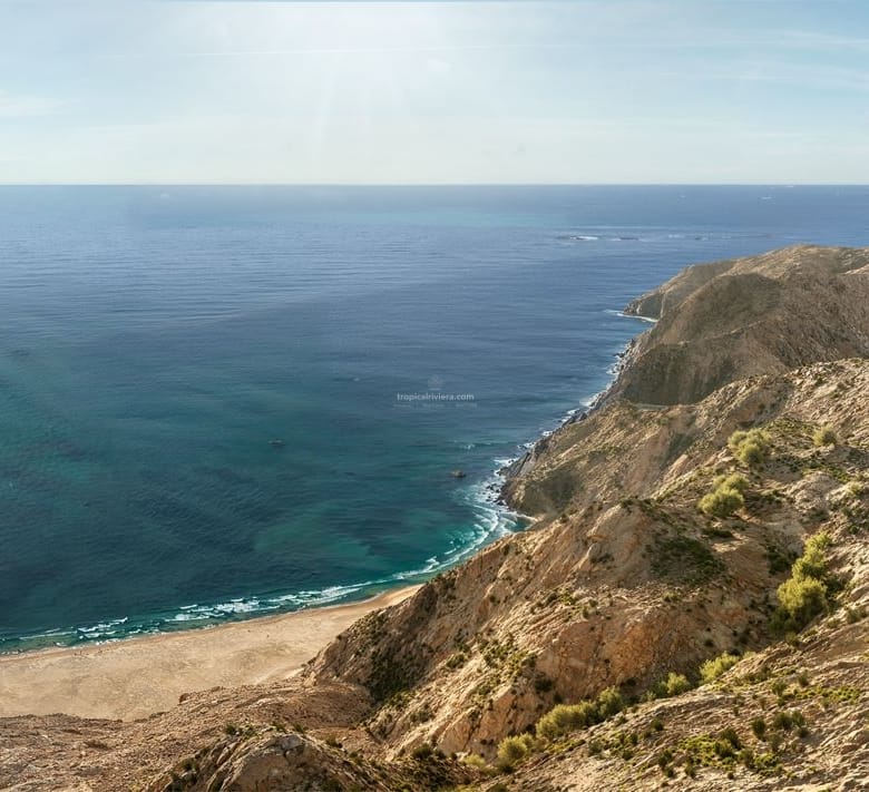 4 Bedroom Fendi Casa Azure Oceanfront Villas – Aida, Oman