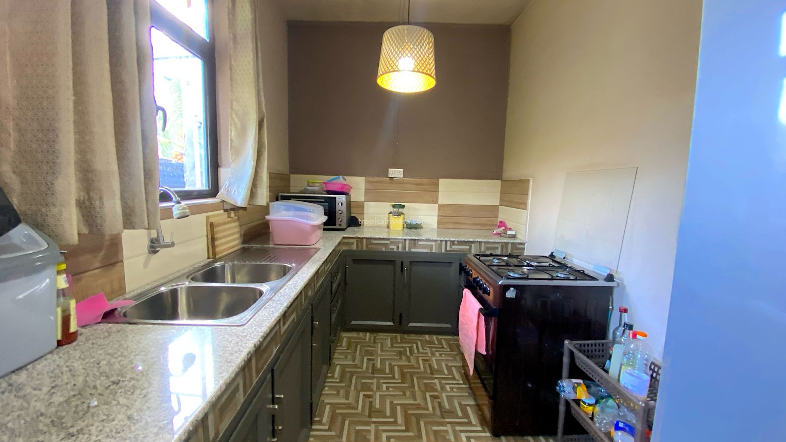 Rental – 2 Bedroom Fully Furnished house – Fond du Sac