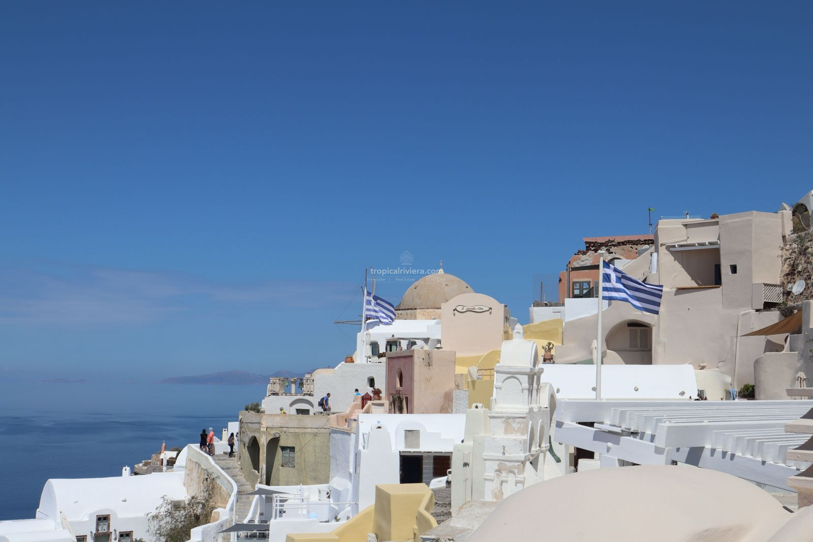 Invest in Greek real estate as a foreign buyer