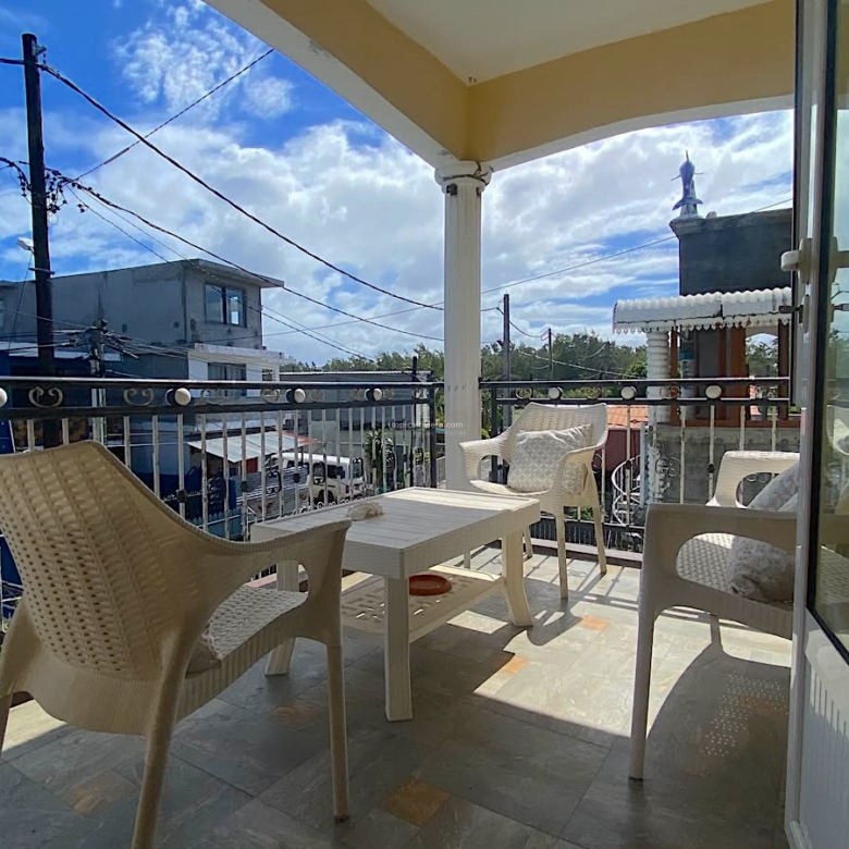 Location – Appartement 2 chambres entièrement meublé – Belle Mare